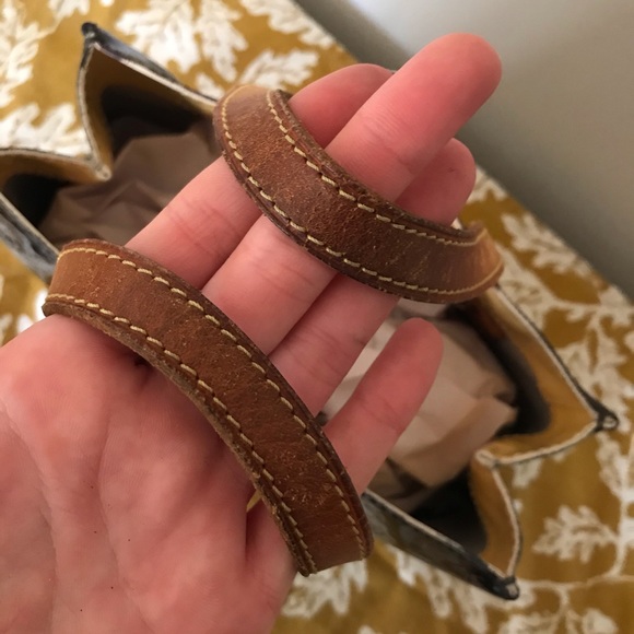 Auth. Louis Vuitton Reade - Picture 5 of 14